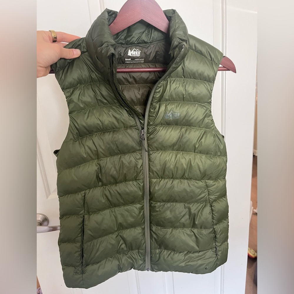 REI Olive Green Outdoor Vest - Size S